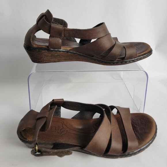 BORN‎ Women's 8 Brown Strappy Summer Wedge Sandals Leather Boho Casual Neutral - Picture 1 of 11